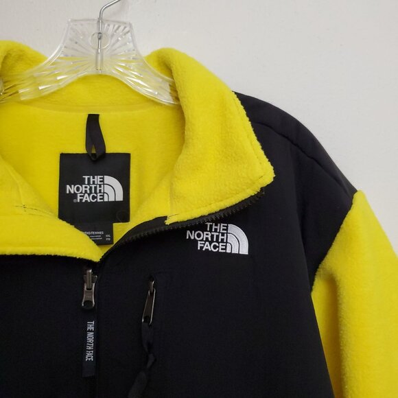 The North Face 95 Retro Denali jacket in Lemon - Picture 2 of 14